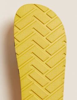 M&S Collection Men's Slippers Stripe Pool Sliders 9 M&S Collection Men's Slippers Stripe Pool Sliders -New In Mens Store SD 03 T03 2136 R4 X EC 3